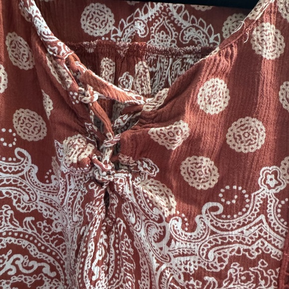 Altared State..Bohemian Rust Red Paisley Women's Top - Picture 3 of 4